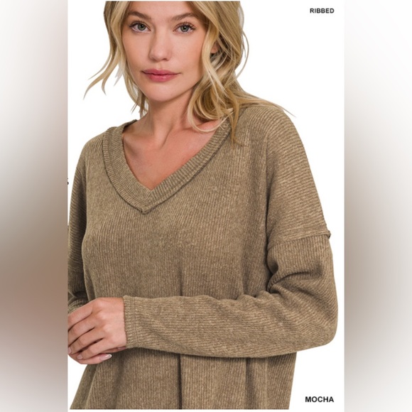 NWT Zenana RIBBED V-NECK DROP SHOULDER TOP - Picture 2 of 4